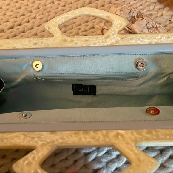 Polka Dot handbag!!!Look!!! - Picture 3 of 3